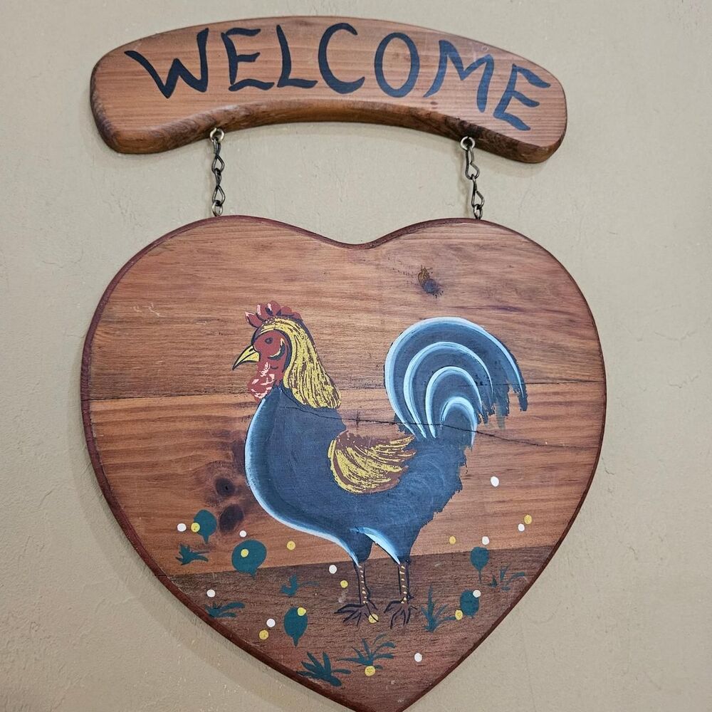 vintage cottagecore farmhouse wooden chicken heart welcome sign - Picture 3 of 4